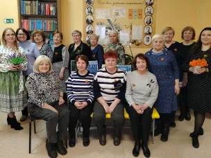 Калейдоскоп непридуманных историй «Неунывающие сердца» провели сотрудники библиотеки № 4